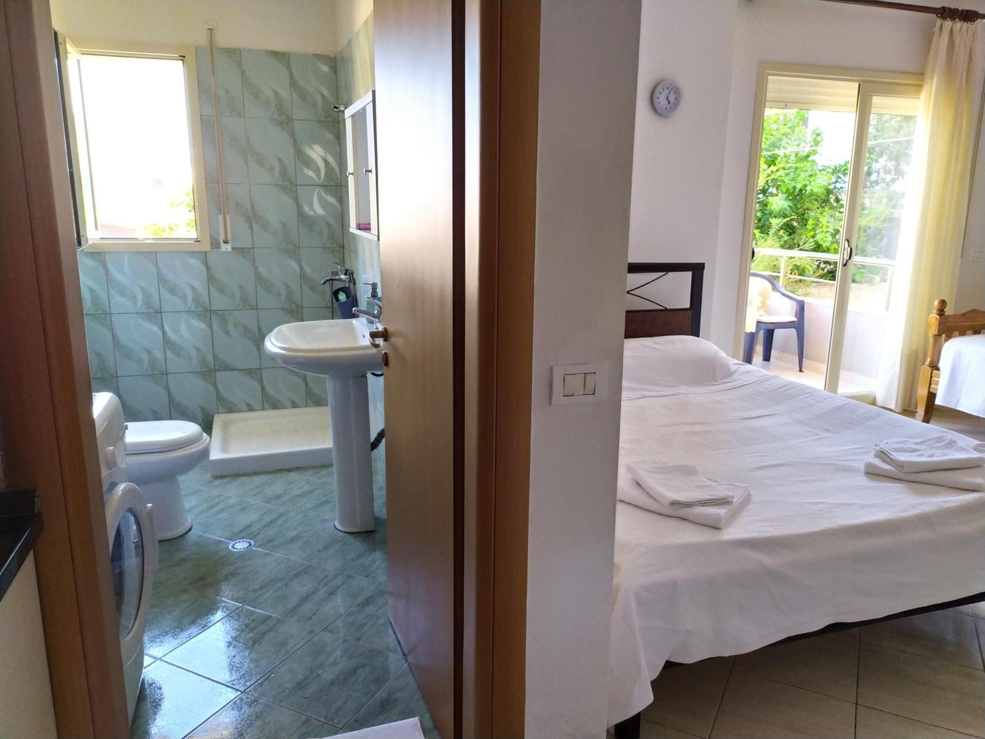 Valbona Apartments Vlorë Buitenkant foto