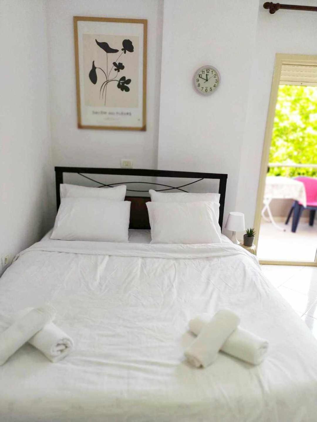 Valbona Apartments Vlorë Buitenkant foto